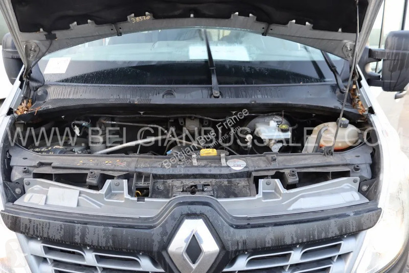 Autobus Renault / 5.6m / Lift / Manual / Handicap