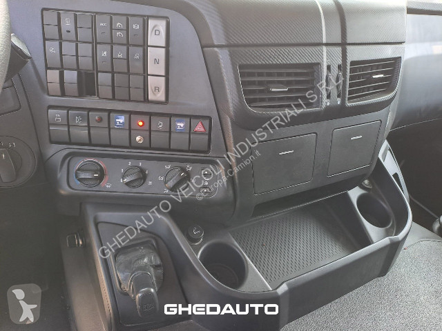 Camion Iveco Stralis AT440S46 - TRATTORE -...