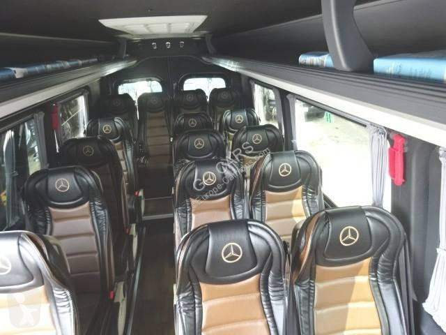 Veicolo commerciale Mercedes 519 18+1+1 VIP