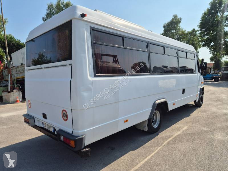 Autobuz Mercedes VARIO 815