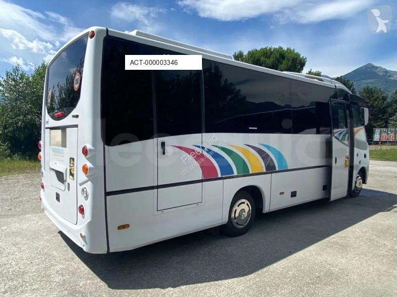 باص Mercedes Beluga