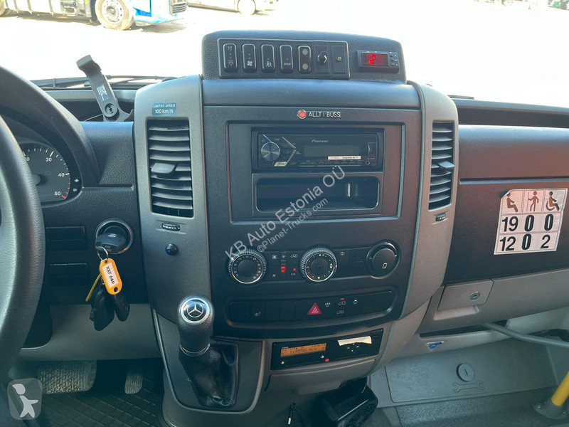 Camioneta Mercedes 516 CDI 12 SEATS + 2...