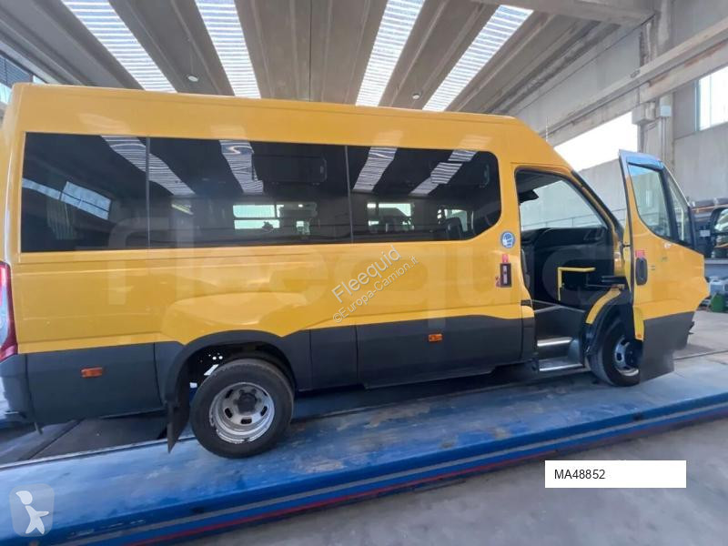 Autobus Iveco Daily