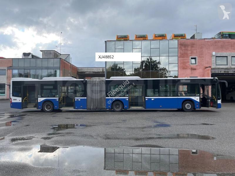 Autobussen Mercedes Conecto