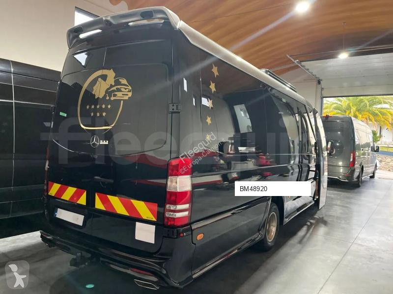 باص Mercedes