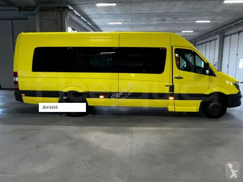 باص Mercedes