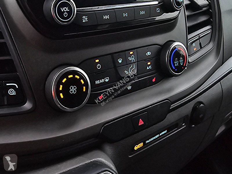 Градски автобус Ford 2.0 L2H1 2x Airco 9-Pers