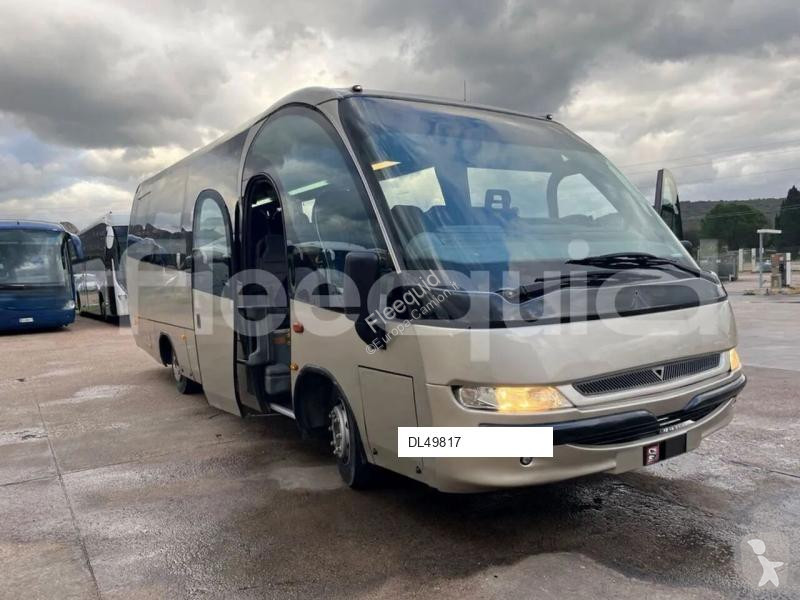 باص Iveco