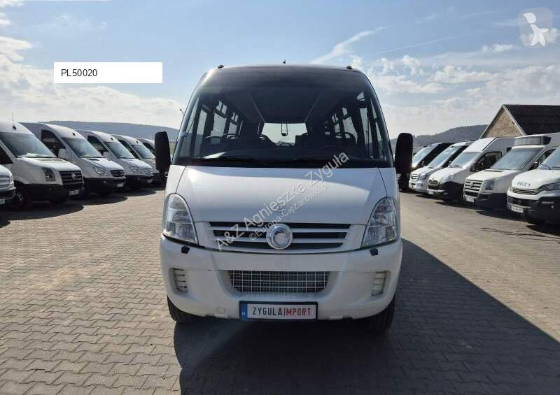 Градски автобус Iveco WING 2