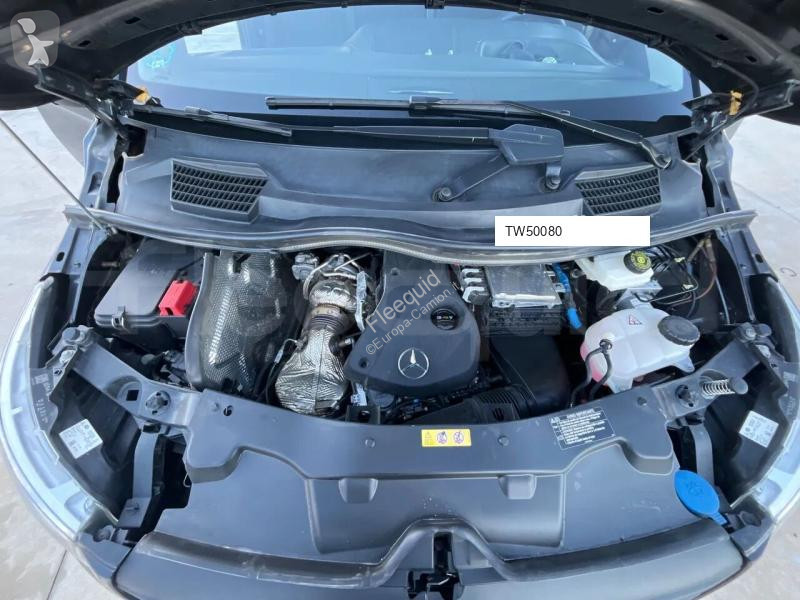 باص Mercedes