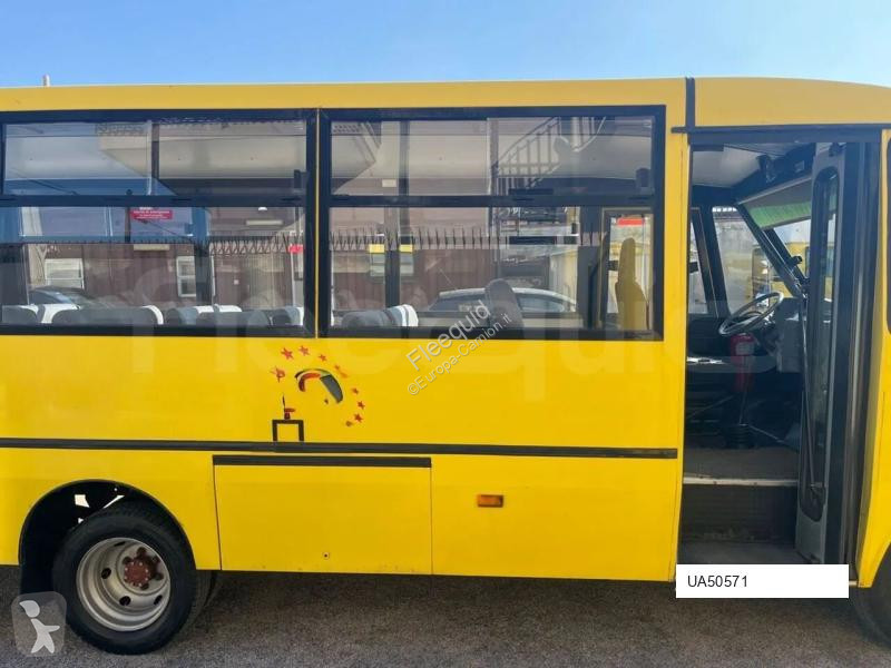باص Iveco Cacciamali