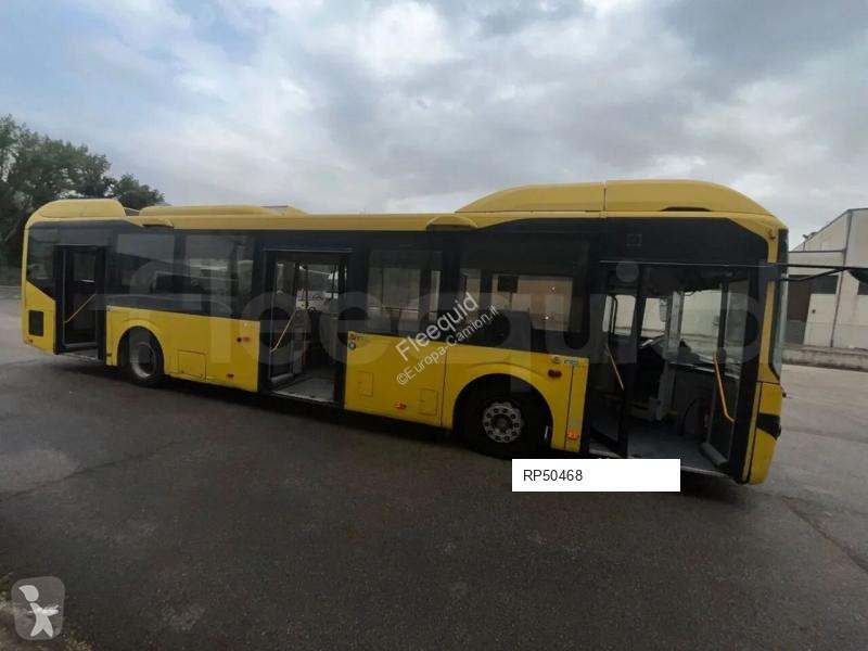 باص Volvo 7900
