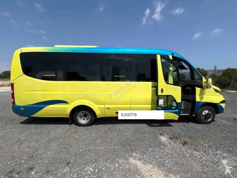 باص Iveco Ferqui