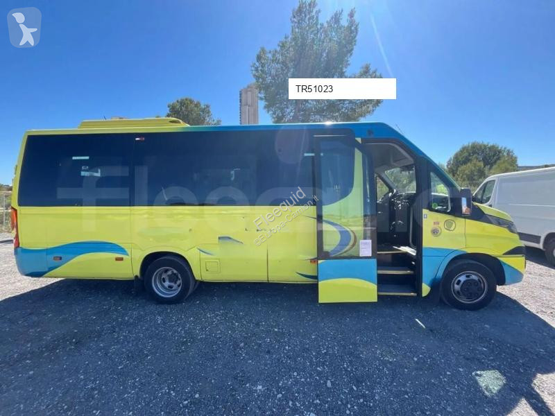 باص Iveco Ferqui