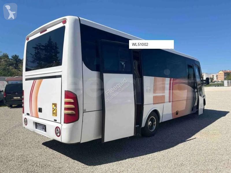 باص Iveco Indcar Mobi