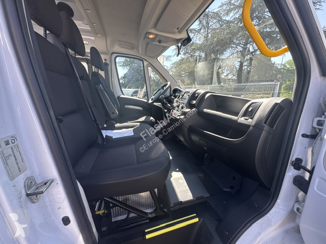 Véhicule utilitaire Peugeot BOXER  NEUF EQUIPE...