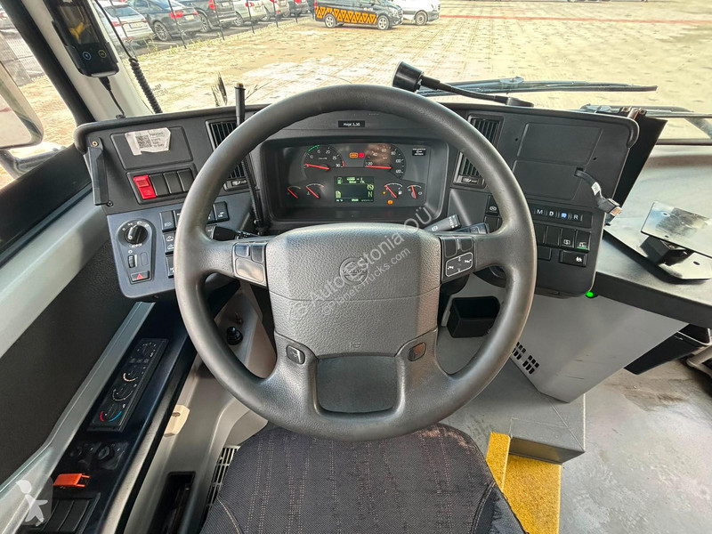 باص Volvo B8RLE 4x2 AC / AUXILIARY HEATING