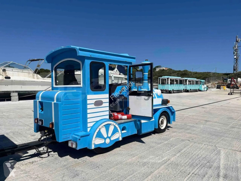 Autobus  Tianjin Brother Tourist Train YLG 20V3