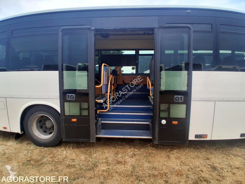 باص Irisbus RECREO