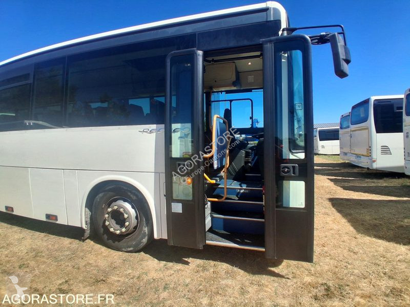 باص Irisbus RECREO
