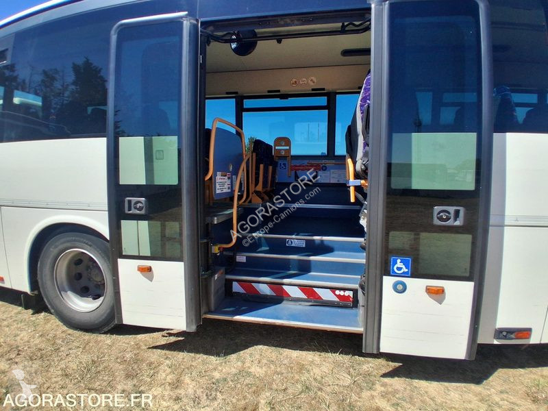 باص Irisbus RECREO