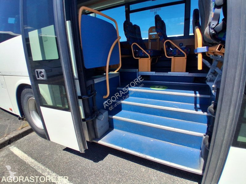 باص Irisbus RECREO