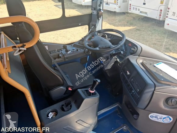 Autobuz