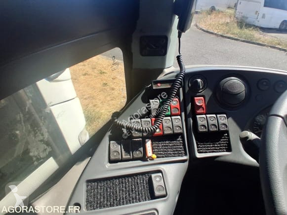 Autobuz