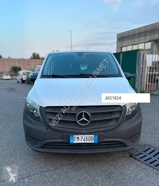 Autobús Mercedes