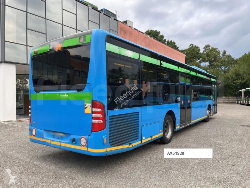 Autobús Mercedes