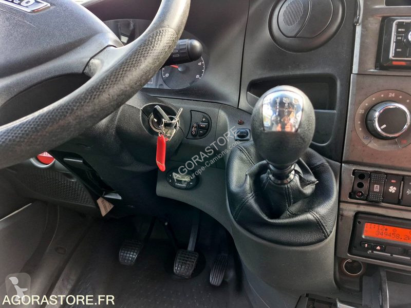 Комерційні автомобілі Iveco 50C17