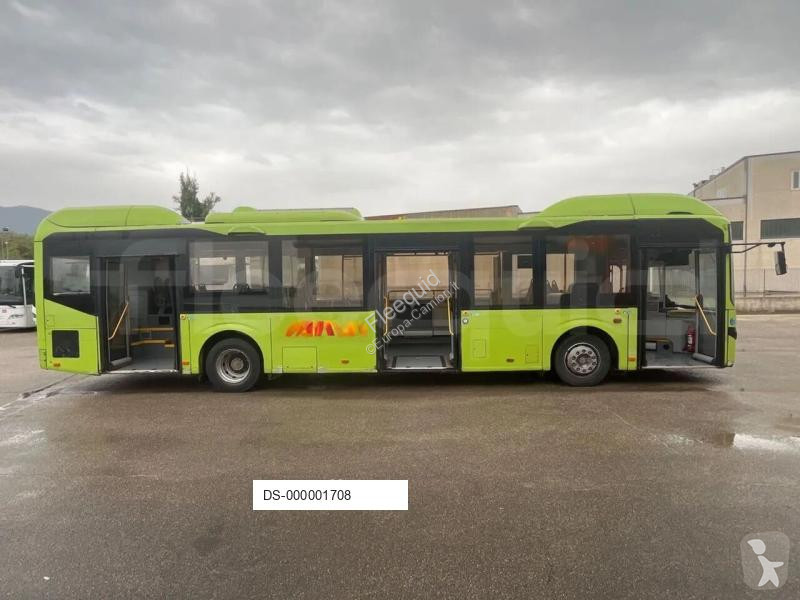 Ônibus transporte Volvo 7900