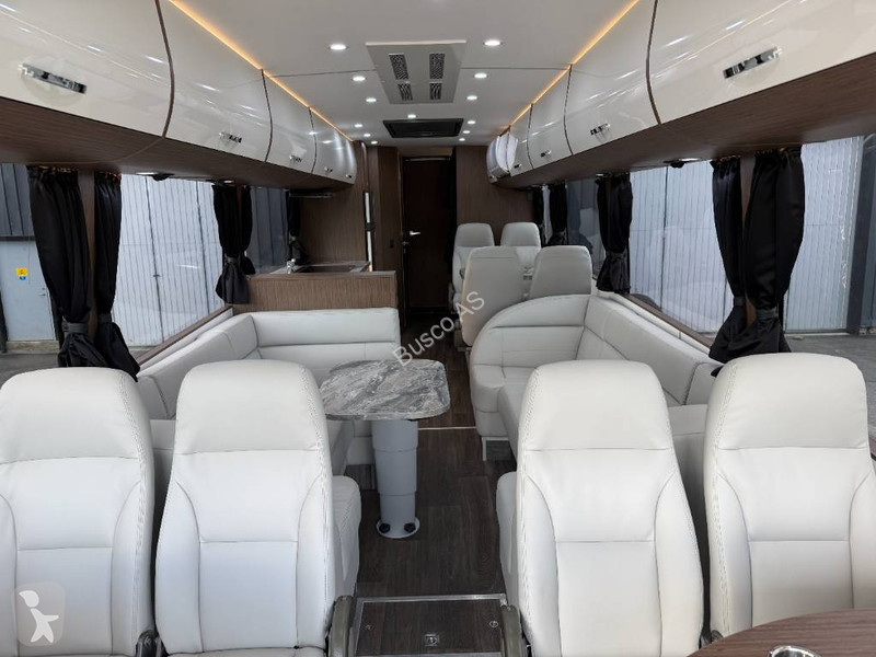 Autóbusz Volvo 9900. Motorhome!