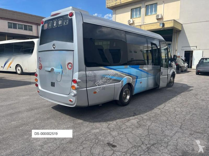 Autobús Mercedes