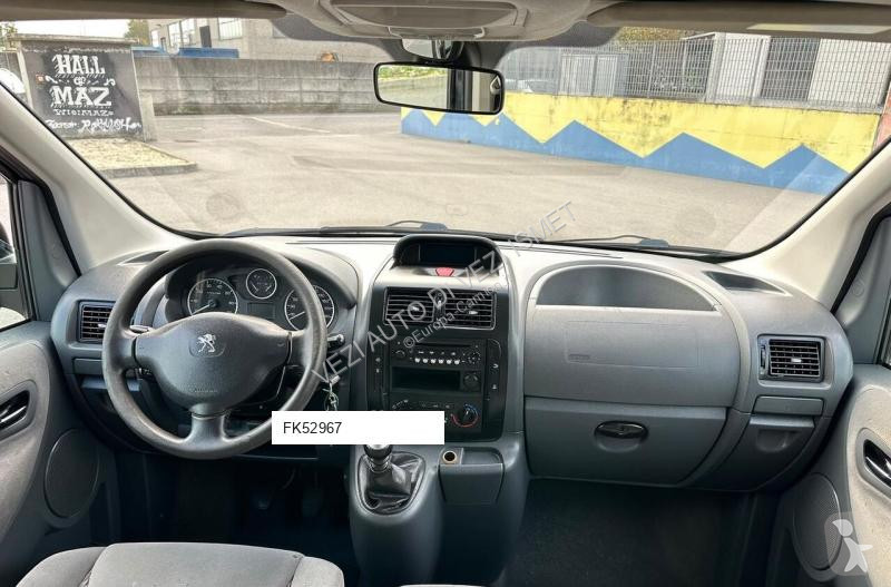 Autobussen Peugeot expert