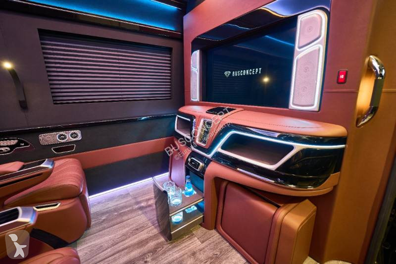 Furgoneta Mercedes 319 VIP 4+2 on stock