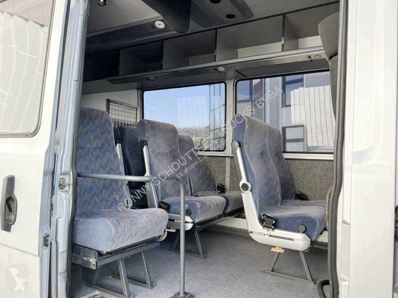 Autobuz Mercedes 711 D-KA 4x2 711 D-KA 4x2,...