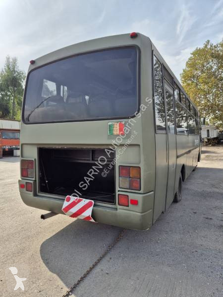 Autobuz Cacciamali A100