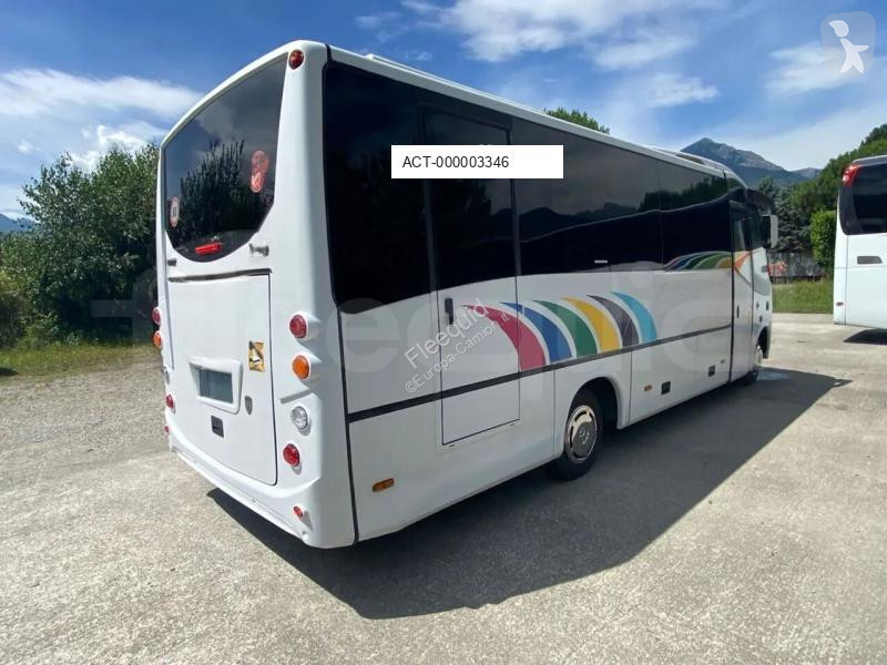 باص Mercedes Beluga