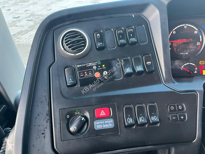 Градски автобус Scania K 320 Citywide E 4x2 40...