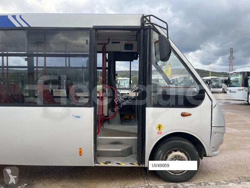 باص Iveco Cacciamali