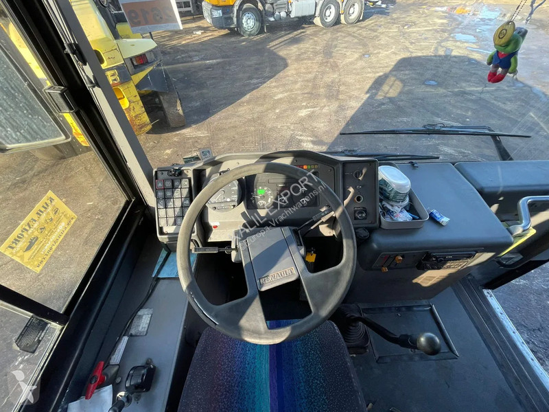 باص Renault Carrier Passenger Bus 35 Seats 6...