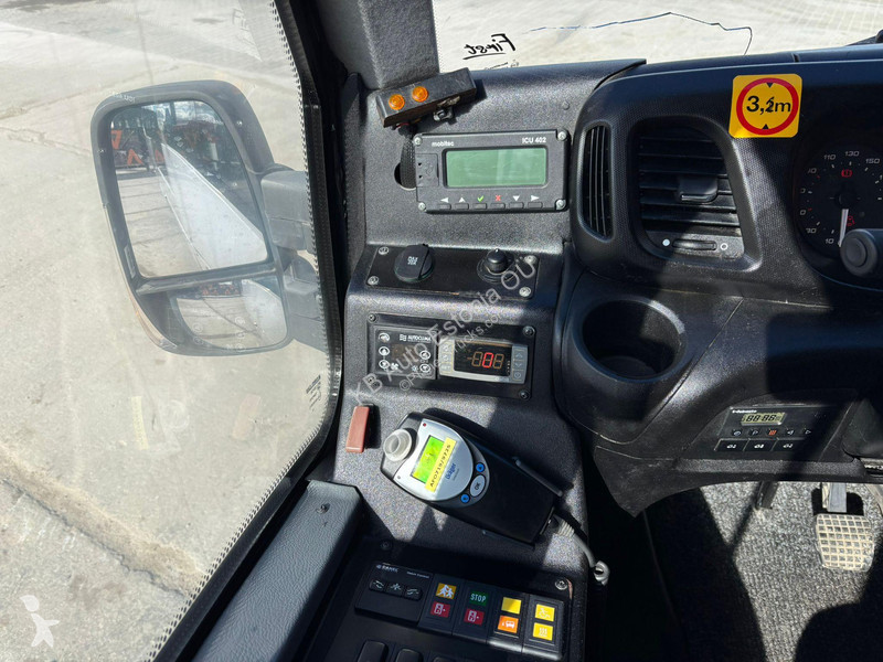 Furgoneta Iveco Rosero 23 SEATS / AC /...