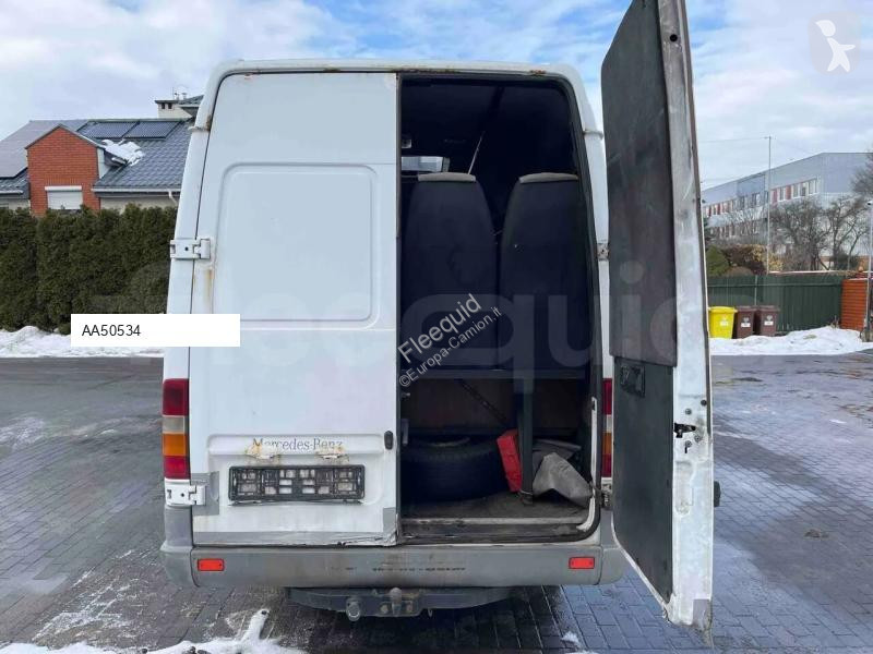Véhicule utilitaire Mercedes