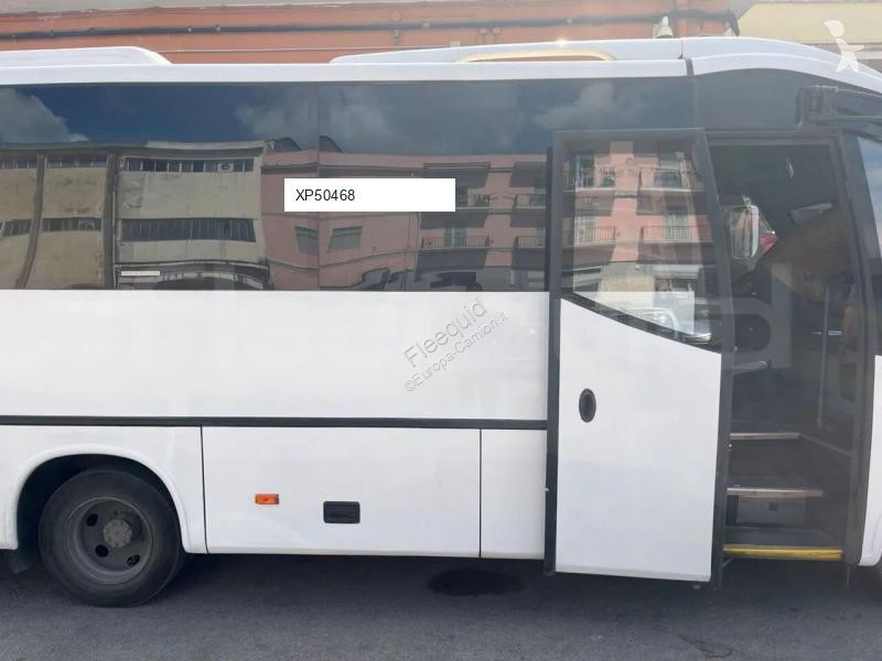Autobús Mercedes 818