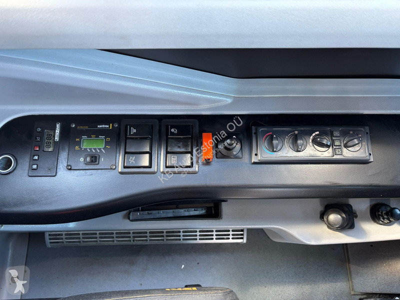 باص Volvo B8RLE 4x2 AC / AUXILIARY HEATER
