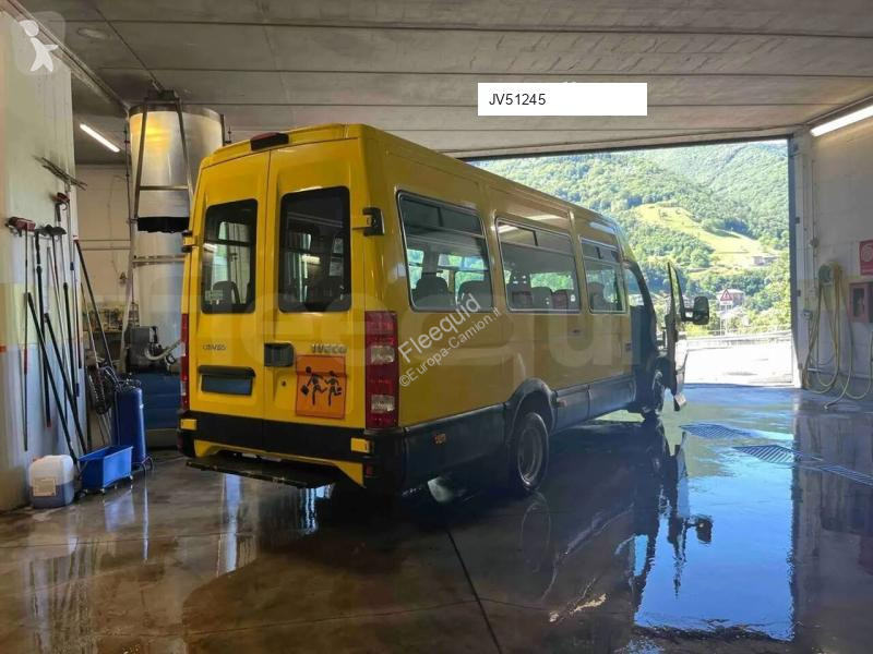 باص Iveco