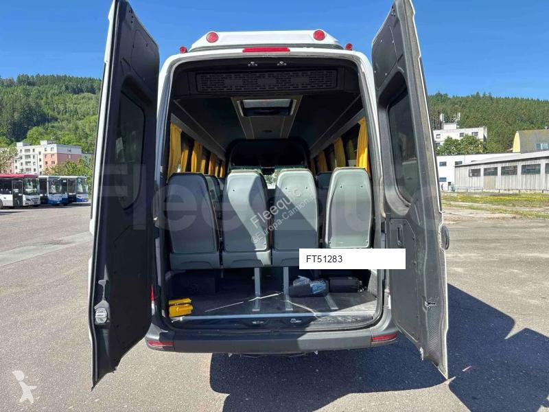 Autobús Mercedes