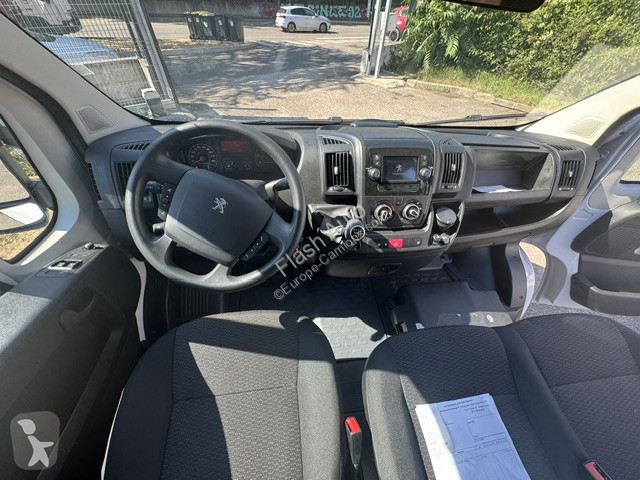 Véhicule utilitaire Peugeot BOXER  NEUF EQUIPE...
