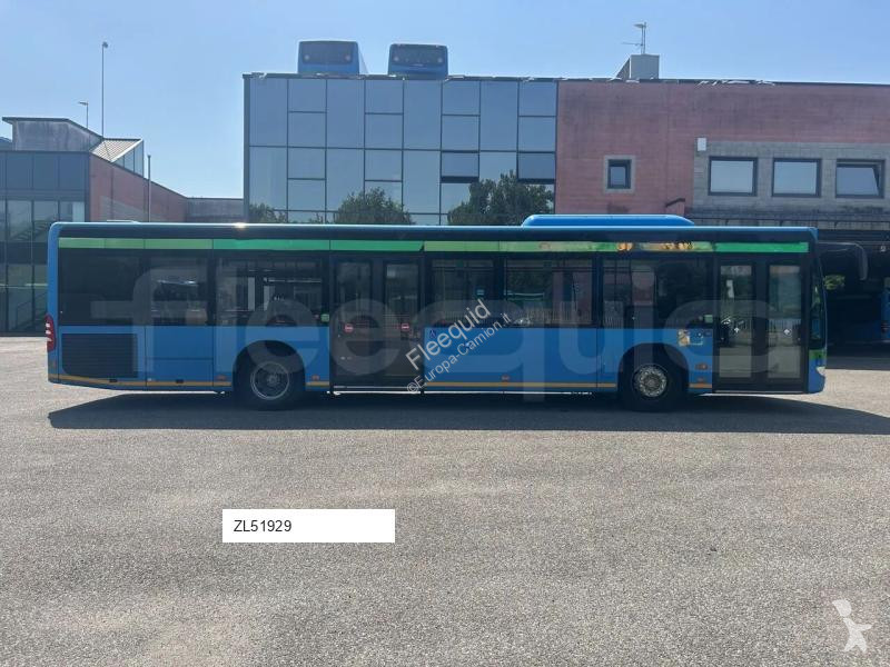 Autobús Mercedes